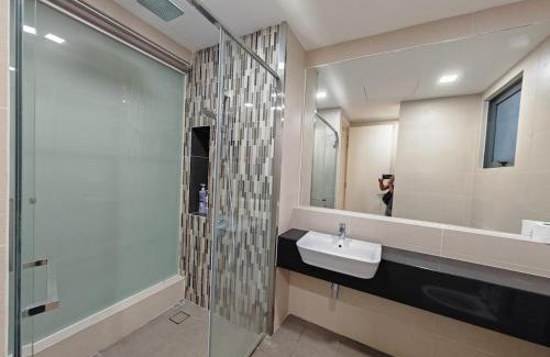 Petaling Jaya Apartamento | Sunway Geo Suites BC0E at Bandar Sunway by Ezprop