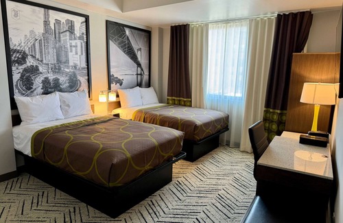 Concourse Hotel | Super 8 By Wyndham Bronx Near Stadium