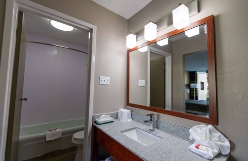 Goldsboro Hotel | Super 8 by Wyndham Goldsboro