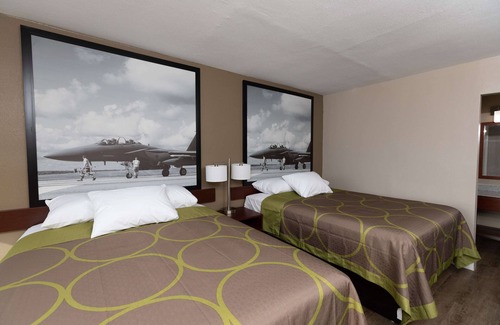 Goldsboro Hotel | Super 8 by Wyndham Goldsboro