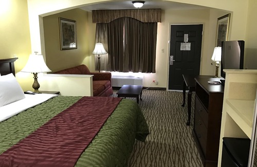 Greater Belhaven Hotel | Super 8 by Wyndham Jackson MS