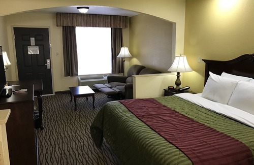 Greater Belhaven Hotel | Super 8 by Wyndham Jackson MS