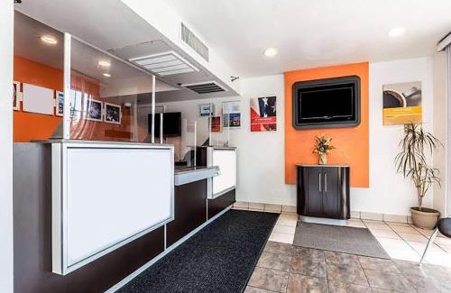 Petaluma Hotel | Super 8 by Wyndham Petaluma