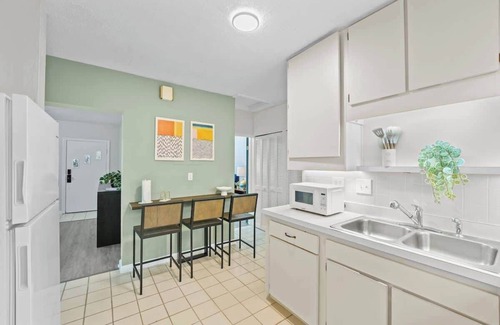 Historic Downtown Kissimmee Casa | SUPER BOHO - Lake Toho Timeless Charm