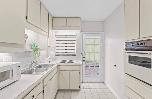 Historic Downtown Kissimmee Casa | SUPER BOHO - Lake Toho Timeless Charm