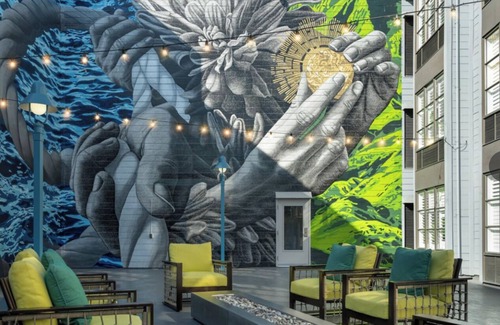Russian Hill Casa | Super Bowl 2026 San Francisco Hotel Room with fitness room, WiFi