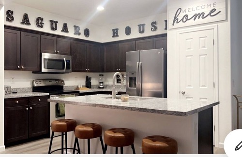 Maryvale Casa | Super Bowl- Cardinals Stadium, NFL & Major Event