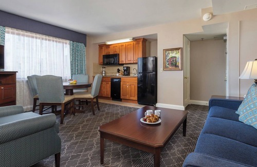 Faubourg Lafayette Apartamento | SUPER BOWL WEEK DEAL IN NEW ORLEANS HISTORIC GARDEN DISTRICT
