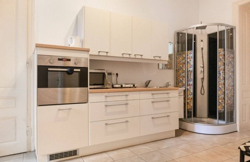 Matzleinsdorf Apartamento | Super Bright Apartment - Perfect for Longstays
