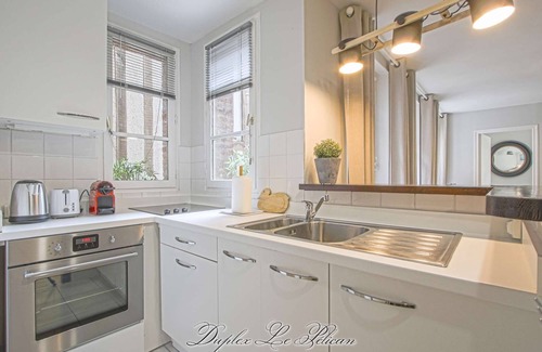 Enclos Apartamento | Super calm cosy & cute 2 bdr at the heart of Old Honfleur- Duplex Le Pélican ★★★★