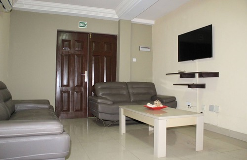 East Legon Hotel | Super City Residence & Apartments
