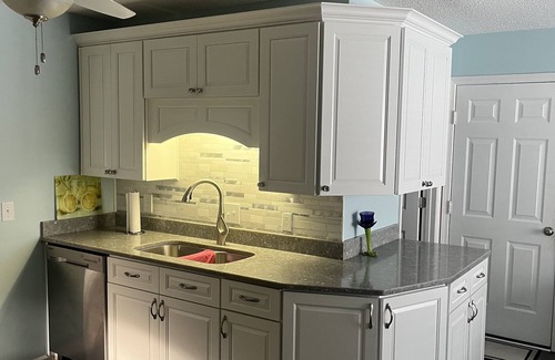 Savannah Casa | Super Clean & Cozy Savannah Home 15 min from both Tybee Island and Downtown.