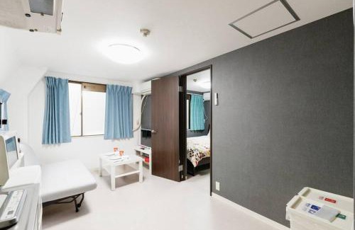 Sennichimae Apartamento | Super close to Dotonbori! Great location room#405