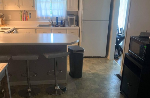 Olivehill Casa | Super close to town- wonderful neighborhood!
