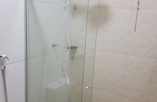 Porto Velho Apartamento | Super Comfortable Suite, spacious, well refrigerated, with two beds.