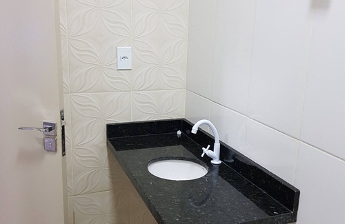 Porto Velho Apartamento | Super Comfortable Suite, spacious, well refrigerated, with two beds.