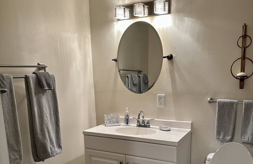 Woodbine Apartamento | Super comfy 1 bedroom apartment close to downtown