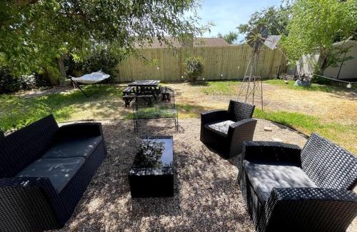 Brushy Creek Casa | Super Comfy Home with Hot Tub!