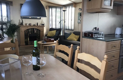 Lathum Casa | Super cozy chalet on vacation park with lots of water and nature