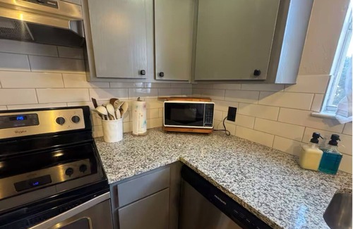 Fort Worth Casa | Super cute,2 bed2 bath, TCU Dickies,Cultural District,& close to all Hospitals
