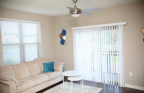 Winston - Salem Apartamento | Super Cute Condo- DownTown WS/Free Parking/Pets ok