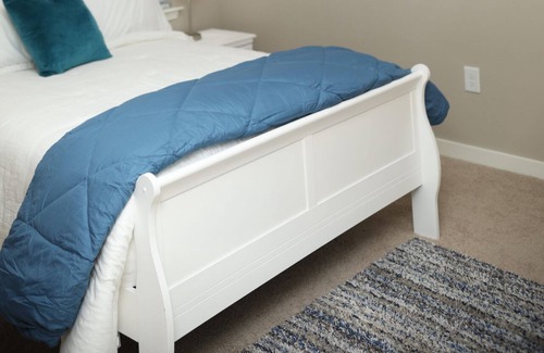 Winston - Salem Apartamento | Super Cute Condo- DownTown WS/Free Parking/Pets ok