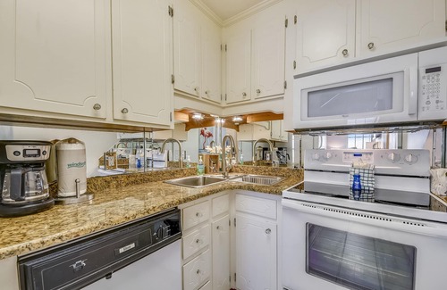 Summer Breeze Condominio | 🏖️REDUCED Summer Pricing! Early Bird Fall Deals! Family Friendly Resort!🏖️
