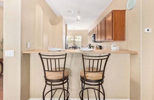 Canyon Trails Casa | Super Goodyear Charmer! Close to Baseball And Fun!