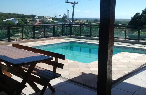 Jose Goncalves Casa | Casa de perfil ejecutivo, piscina climatizada con jacuzzi
