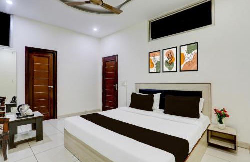 Zirakpur Hotel | Super Hotel O Lohgarh Road Zirakpur Formerly JB Plaza