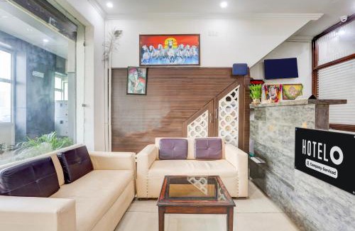 Zirakpur Hotel | Super Hotel O Lohgarh Road Zirakpur Formerly JB Plaza