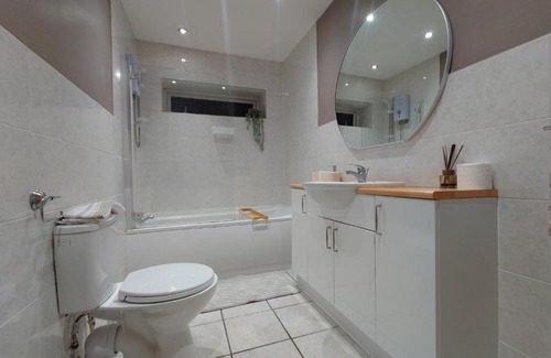 Jesmond Apartamento | Super King 2 Bedroom Apartment, Jesmond.