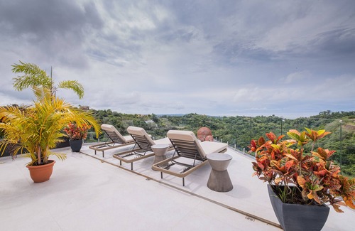 Playa Hermosa Villa | Ultra Lux Smart Home in the Jungle