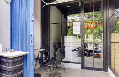 Cilandak Hotel | Super OYO 1805 Fatmawati Mansion Syariah