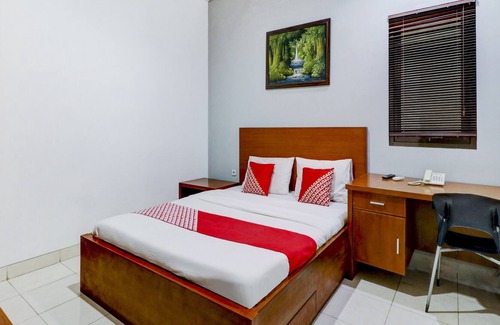 Hegarmanah Hotel | Super OYO Collection O 90641 Sky City Home