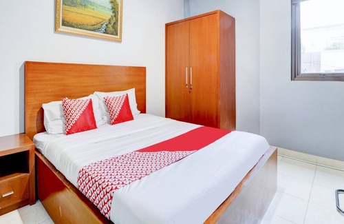 Hegarmanah Hotel | Super OYO Collection O 90641 Sky City Home