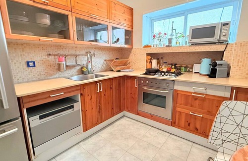 Tel Aviv City Center Apartamento | Super Spacious 2BD Best Location Balcony + Parking