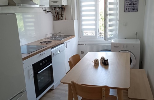 Mulhouse Apartamento | Super T3 fully equipped quiet free parking nearby