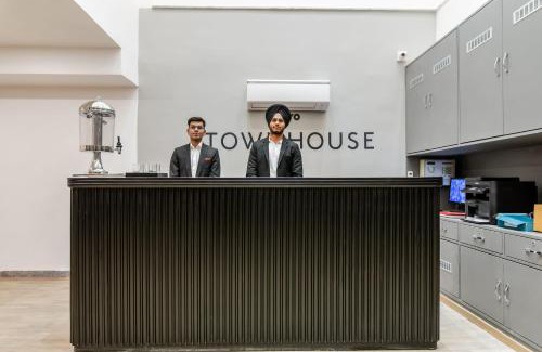 Pashim Vihar Hotel | Super Townhouse 094 HOTEL MORO