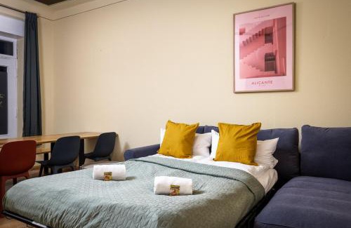 Moabit Apartamento | Super Zentral super schöner Altbau in Moabit Rostockerstraße im Herzen von Berlin für bis zu 6 Personen