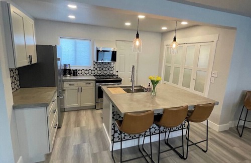 Near North Valley Casa | Superb 1-bdrm house with beautiful kitchen and AC in charming Albuquerque!