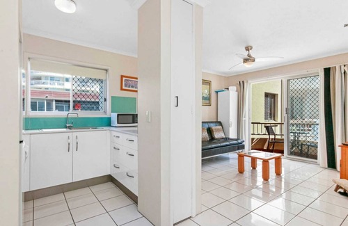 Burleigh Heads Apartamento | Superb 1 Bedroom Apartment Near the Beach