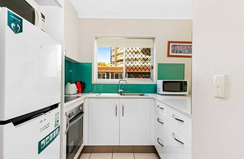 Burleigh Heads Apartamento | Superb 1 Bedroom Apartment Near the Beach