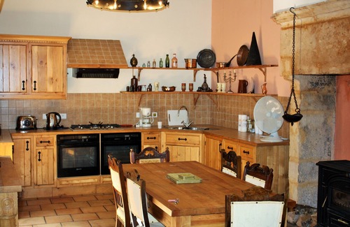 Saint-Cyprien Casa | Magnífica siglo 14 casa histórica con 2 dormitorios grandes duermen 5 invitados