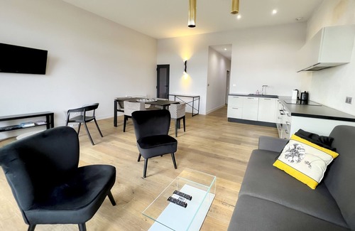 Grand Parc-Paul Doumer Apartamento | Piso amueblado en alquiler en Burdeos en un bonito edificio de piedra