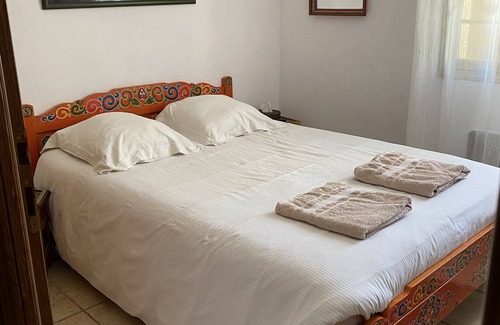 Mas-Blanc-des-Alpilles Otro | Superb 250 m2 Provencal farmhouse for rent