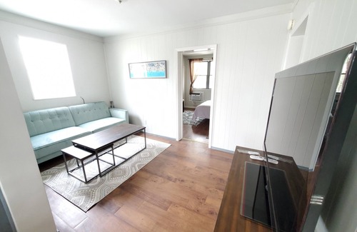 Williamsburg Apartamento | SUPERB-2BR*1min to Train*5mns to Manh*15ms Mdtwn!.....