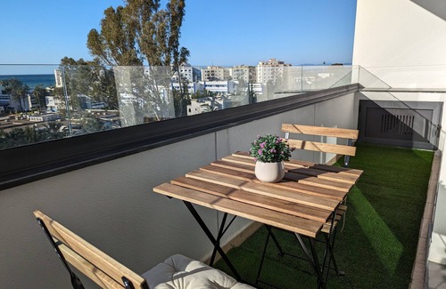 Malabata Apartamento | Superb 2BR & 2BA with Seaview in the heart of Tangier