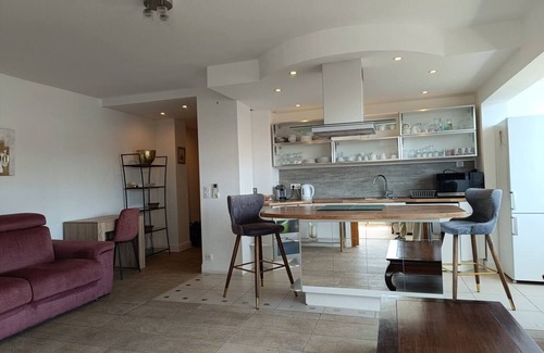 Cannes City Centre Apartamento | Superb 2P - panoramic view 100M from the beach