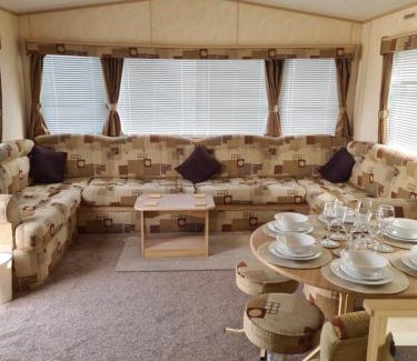 Chapel Saint Leonards Chalet De Esquí | Superb 8 Berth Caravan, Golden Anchor Park